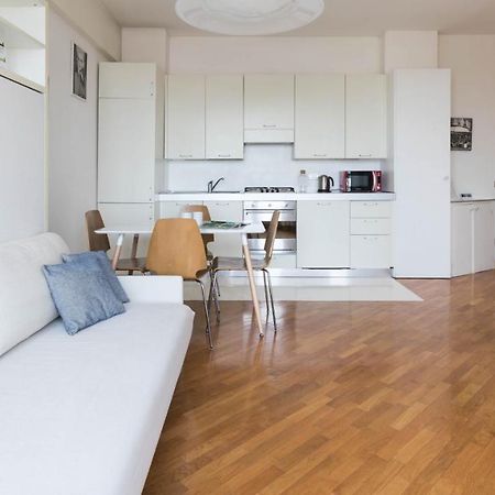 Italianway - Biancamano 2 Apartment มิลาน ภายนอก รูปภาพ