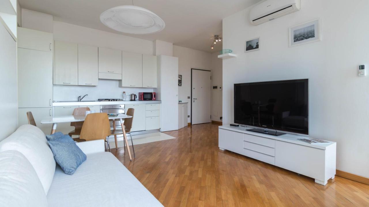Italianway - Biancamano 2 Apartment มิลาน ภายนอก รูปภาพ